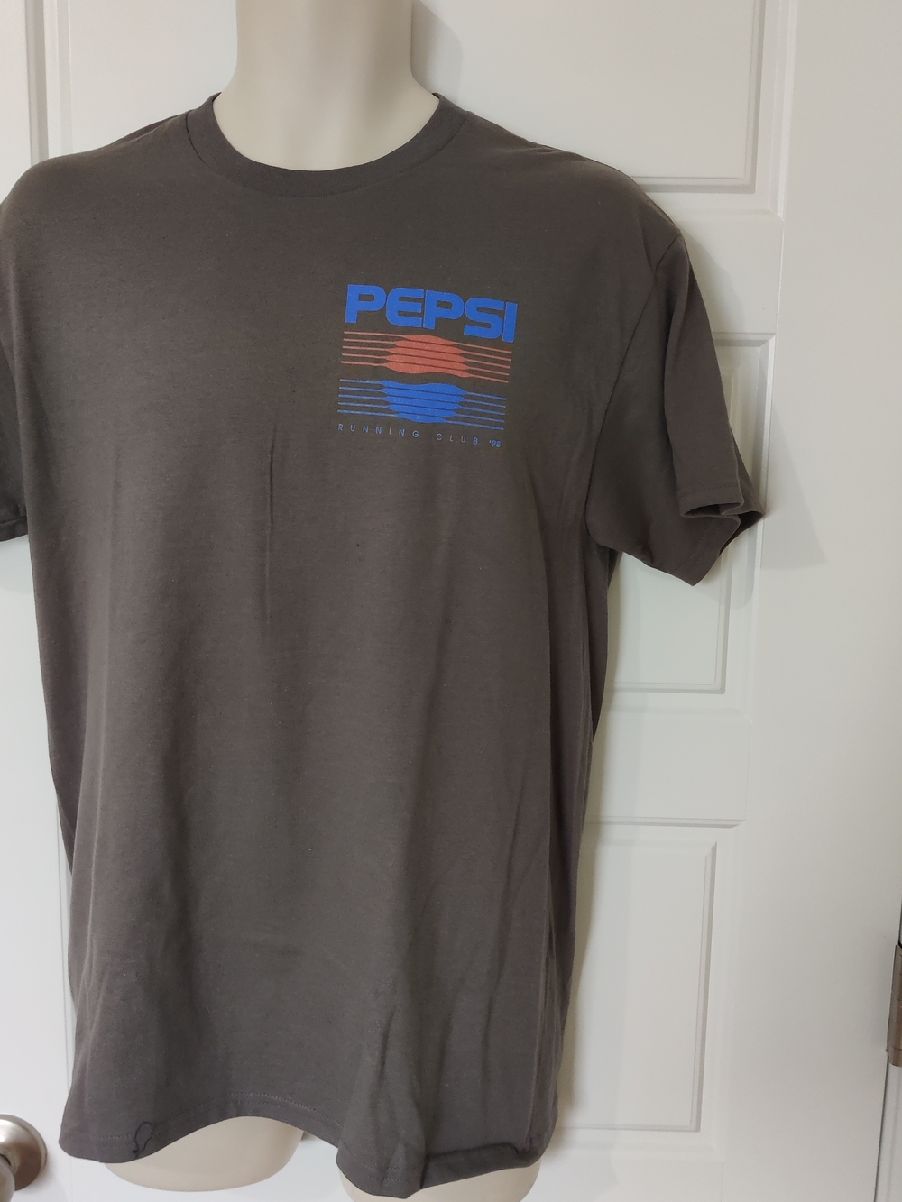 Men's Pepsi Running Club Short Sleeve Tee Size Large New With Tag